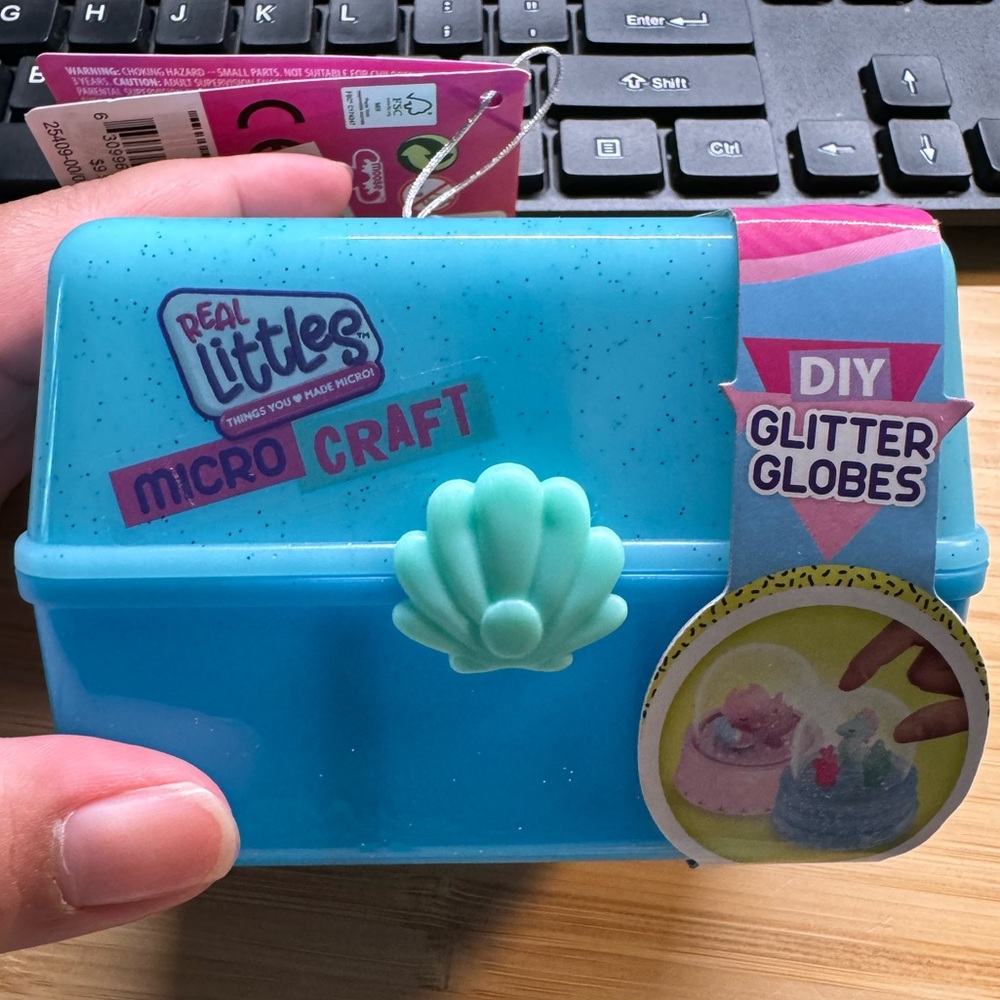 NWT Real Littles Micro Craft Glitter Globes